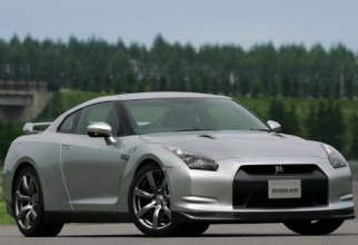 Nissan GT-R (97 wallpapers)