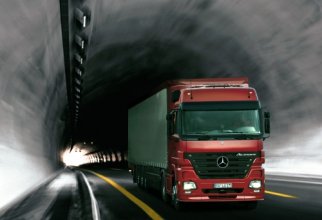 Mercedes-Benz trucks Wallpapers (58 wallpapers)