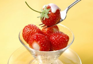 Fresh strawberries (50 шпалер)