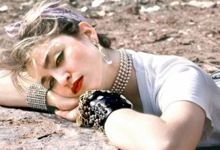 Малоизвестная Мадонна на прогулке по Нью-Йорку в 1982 году (24 фото)