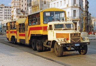 Кубинский автобус (5 фото)