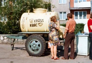Квас в СССР. Как это было. История в фотографиях (17 фото)