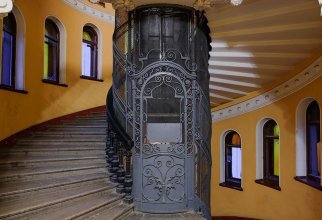 Лифты дореволюционного Санкт-Петербурга (9 фото)